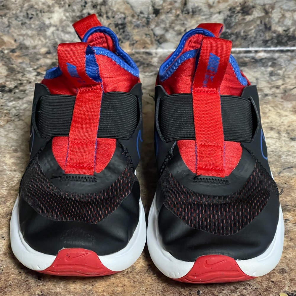 Boys Nike shoes size 2